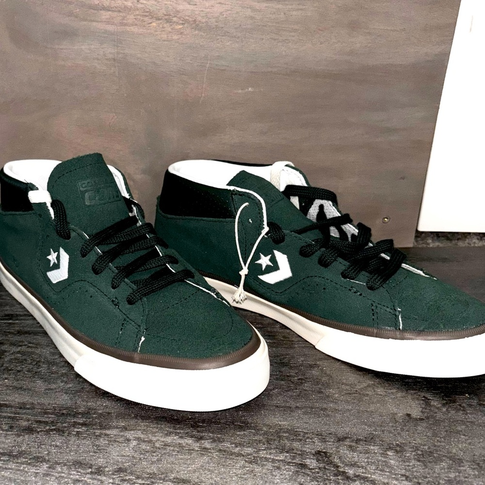 New with tags converse Louie Lopez Mid Skate shoes pro model men’s 7.5 women’s 9